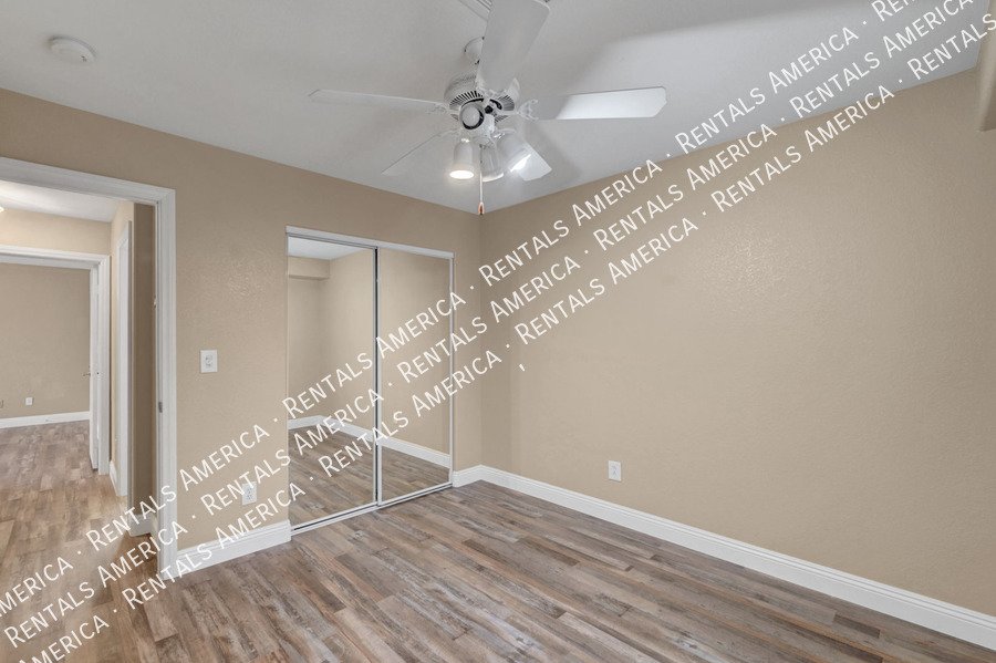 WELCOME HOME TO THIS COZY HENDERSON TOWNHOME! property image