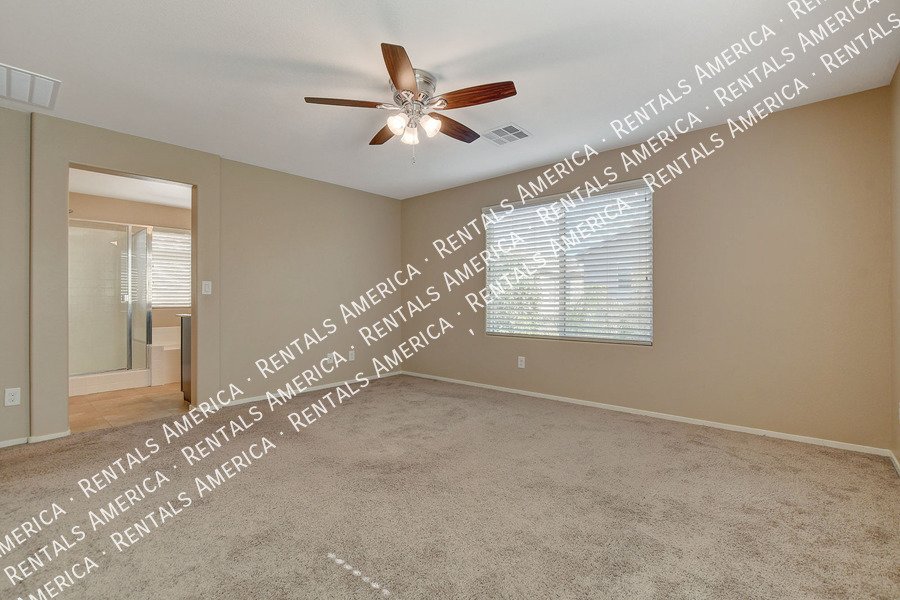 WELCOME HOME to Mountains Edge! property image