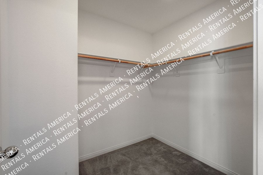 WELCOME HOME! Stunning 4 BED, 3 BATH home in Sky Canyon!! property image