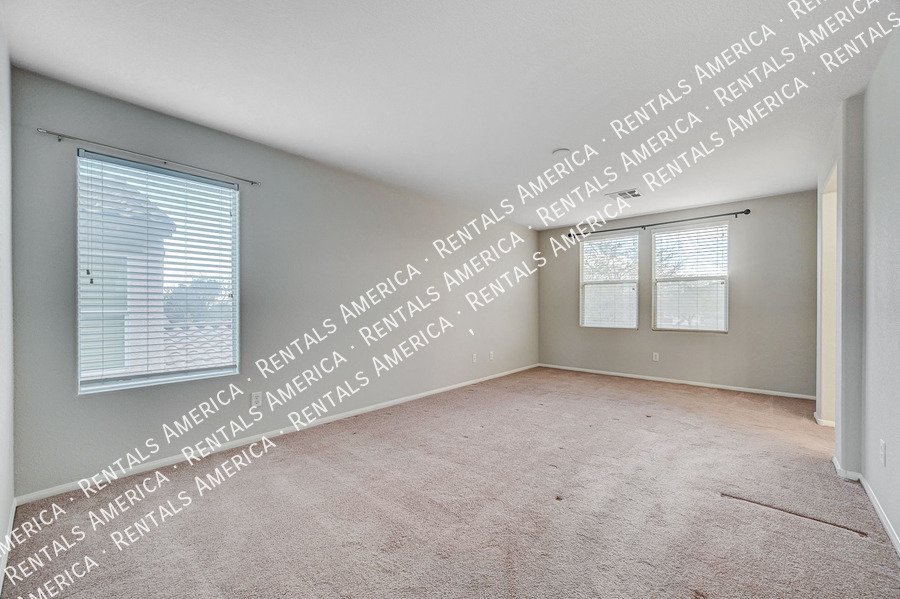 BEAUTIFUL 3-BED, 2.5 BATH HOME IN THE HEART OF SUMMERLIN!! property image