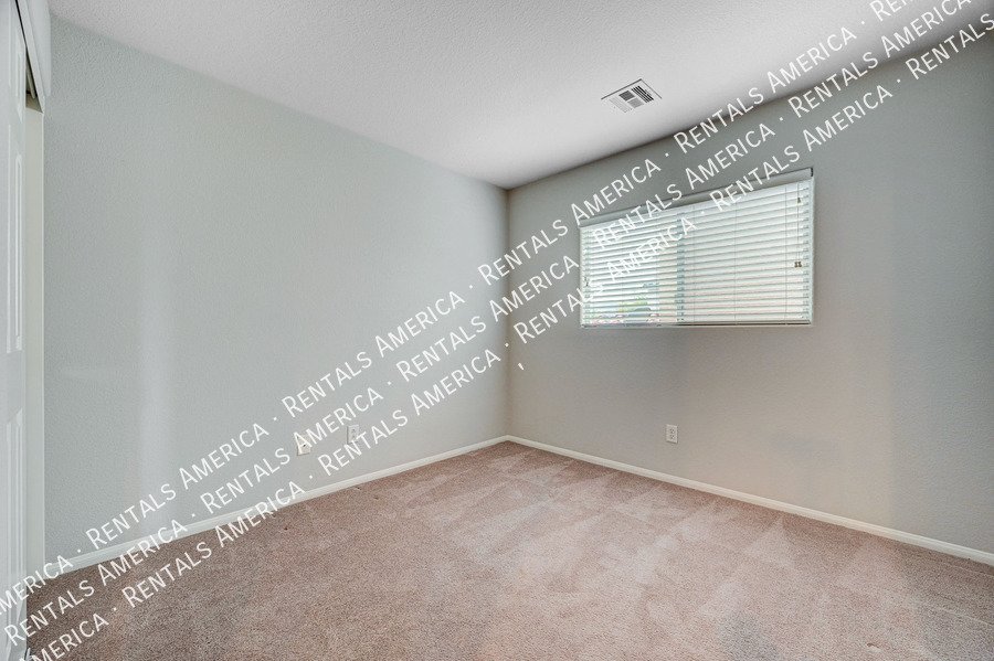 BEAUTIFUL 3-BED, 2.5 BATH HOME IN THE HEART OF SUMMERLIN!! property image