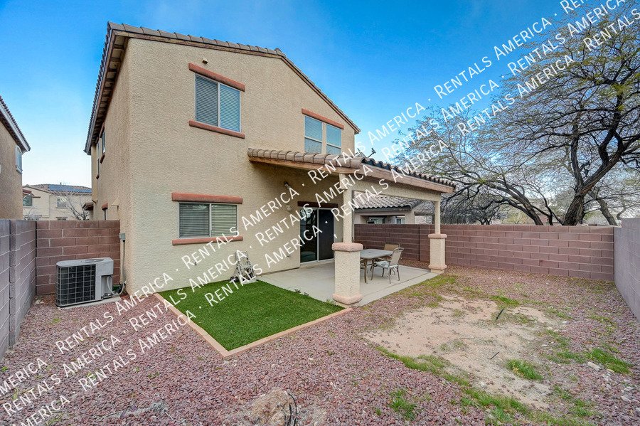 BEAUTIFUL 3-BED, 2.5 BATH HOME IN THE HEART OF SUMMERLIN!! property image