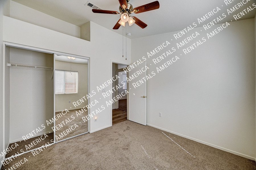 WELCOME HOME! Cozy Single-Story in NORTHSHORES! property image