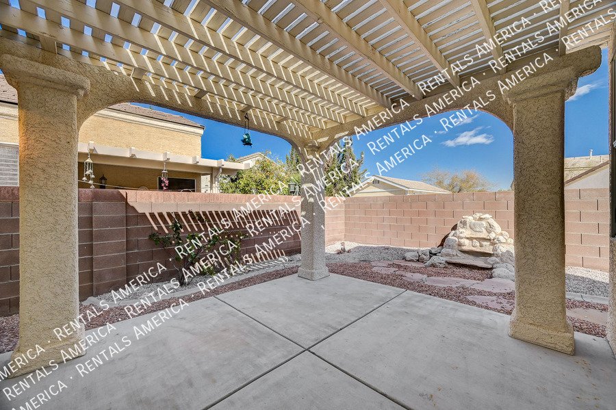 WELCOME HOME! Cozy Single-Story in NORTHSHORES! property image