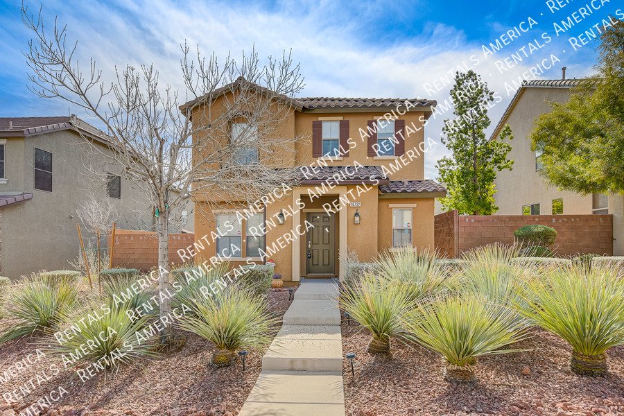 WELCOME HOME! GORGEOUS 3-BEDROOM HOME WITH LOFT IN PROVIDENCE! property image