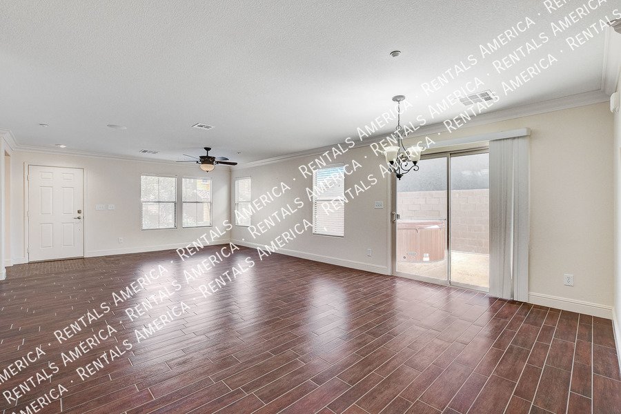 WELCOME HOME! GORGEOUS 3-BEDROOM HOME WITH LOFT IN PROVIDENCE! property image