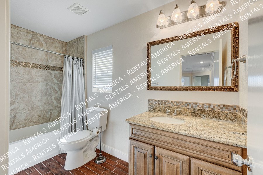 WELCOME HOME! GORGEOUS 3-BEDROOM HOME WITH LOFT IN PROVIDENCE! property image