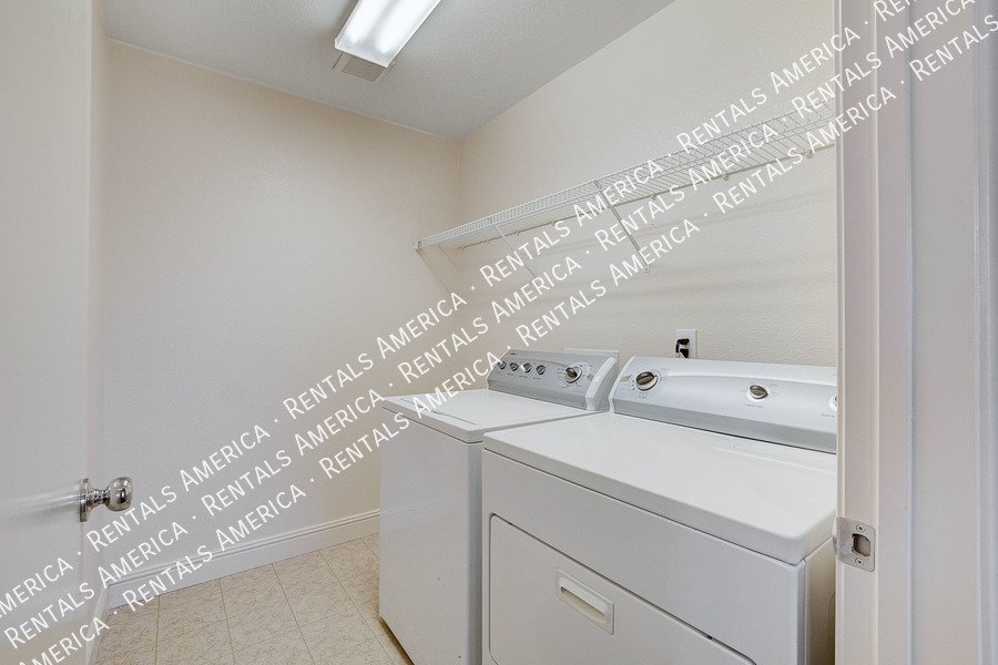 WELCOME HOME! GORGEOUS 3-BEDROOM HOME WITH LOFT IN PROVIDENCE! property image