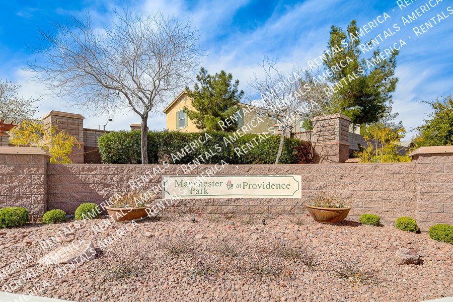 WELCOME HOME! GORGEOUS 3-BEDROOM HOME WITH LOFT IN PROVIDENCE! property image