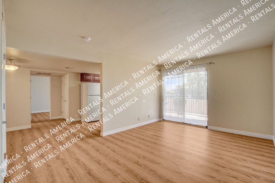 WELCOME HOME! Cozy 1 Bed, 1 Bath Condo in GUARD GATED SW Community! property image