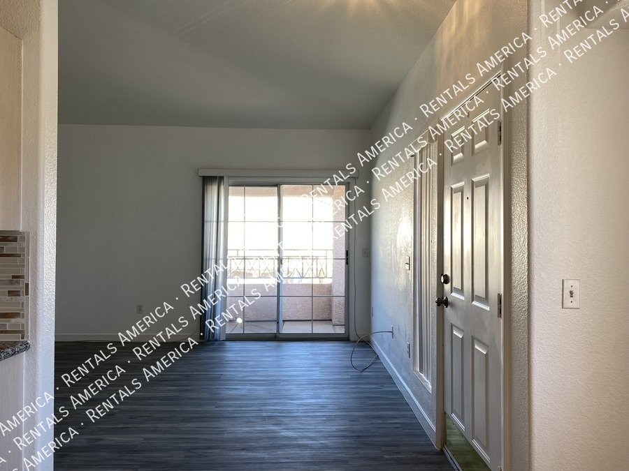 WELCOME HOME!! Gated Silver Pines 2bd 2ba Condo Move-In Ready! property image