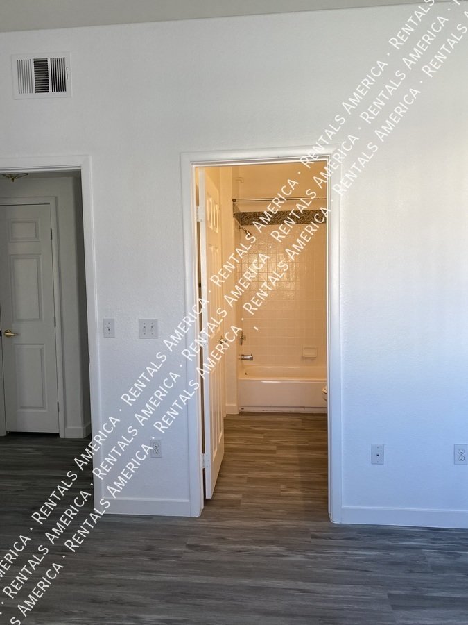 WELCOME HOME!! Gated Silver Pines 2bd 2ba Condo Move-In Ready! property image