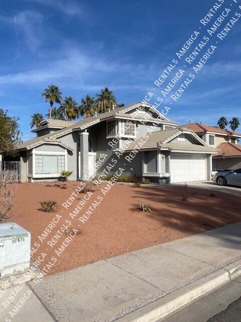 Beautiful POOL HOME in Green Valley!! property image